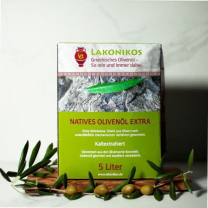 Olivenöl aus Griechenland - Bag-in-Box 5 Liter mit Oliven dekoriert